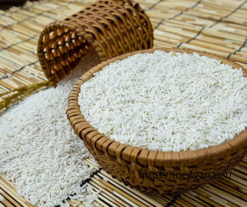 nếp cái hoa vàng